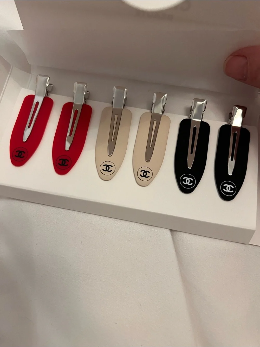 CHANEL Logo Snap Hair Clips Set - Red, Beige, Black- NIB